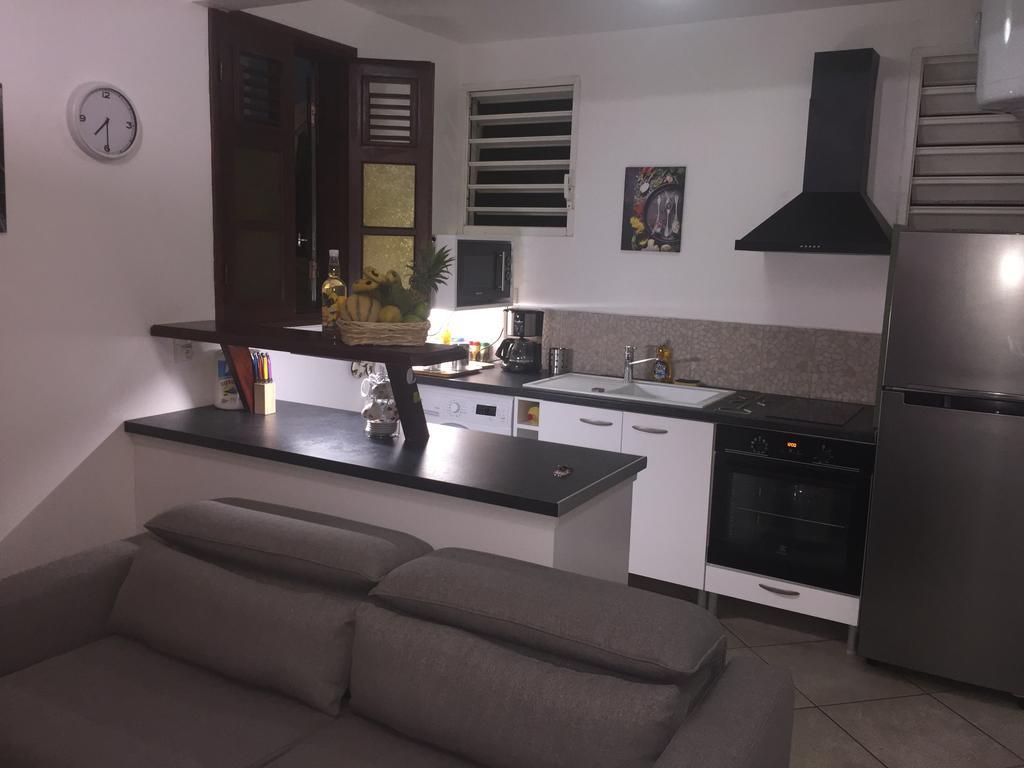 Location Guadeloupe Apartment Le Gosier  Ngoại thất bức ảnh